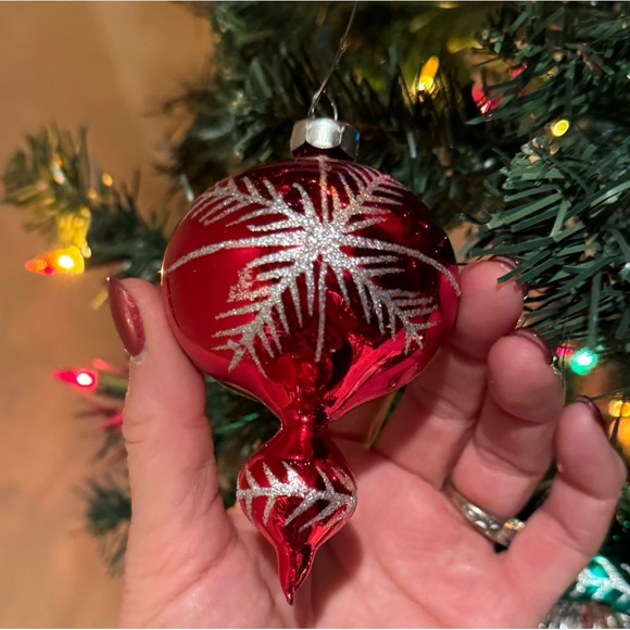 Vintage 1960’s Set Of 3 Mercury Glass Indent Ornaments Hand painted - Picture 3 of 8